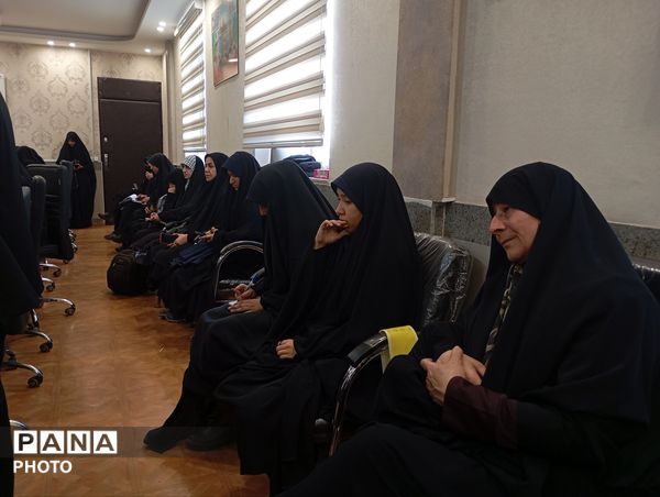 جلسه تشکلات دانش آموزی با نماینده مردم نیشابور در مجلس شورای اسلامی