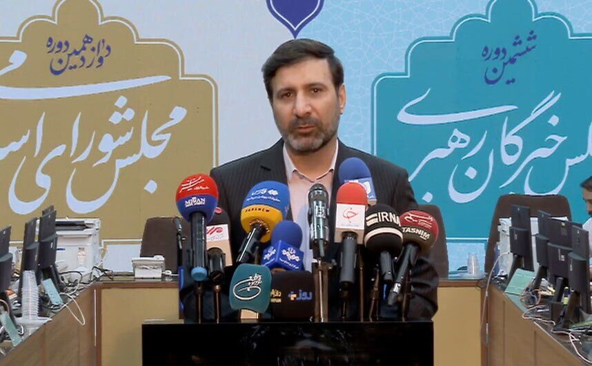 شمارش آرا پس از اخذ آرای آخرین نفرات حاضر در شعبه انجام گیرد