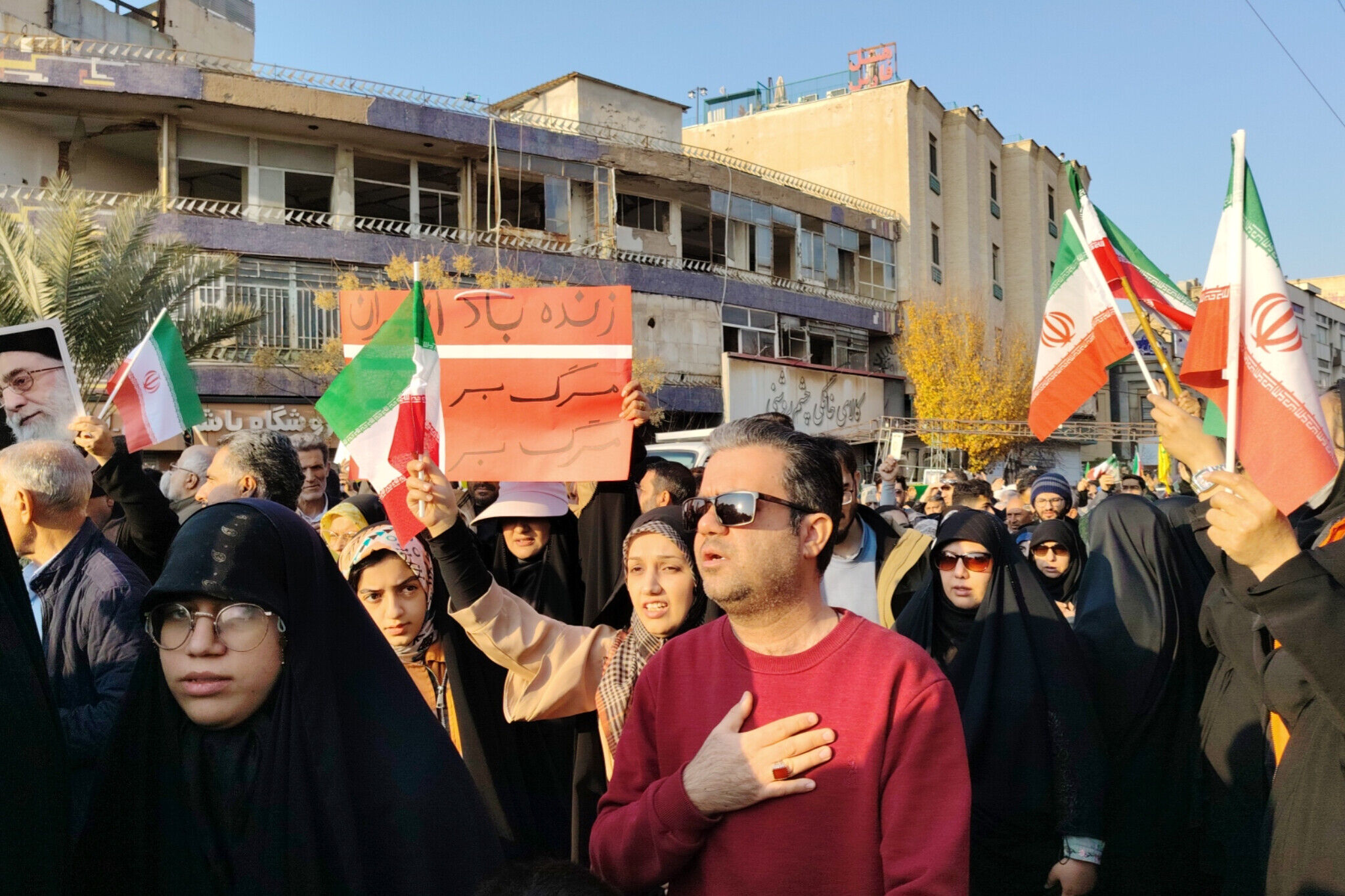 حضور پرشور شیرازی‌ها در محکومیت حوادث تروریستی اخیر