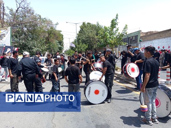 اولین روز حرکت هیأت های کاشمر 