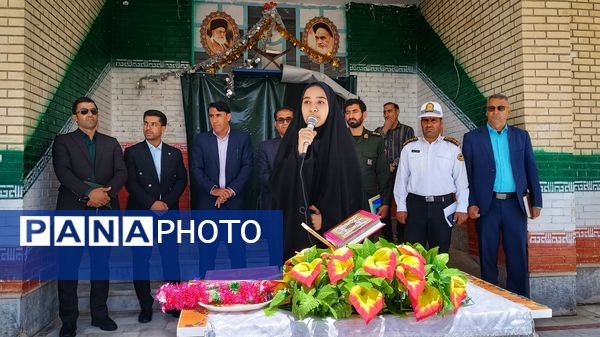 نواخته شدن زنگ سلامت در دبیرستان الزهرا شهرستان مارگون