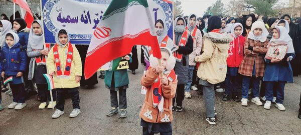 راهپیمایی 22 بهمن در شهر سلامی