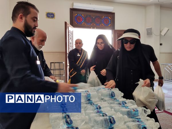 مراسم پیاده‌روی و عزاداری دلدادگان اربعین در شیراز