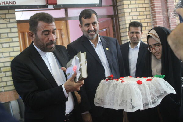زنگ سپاس معلم در دبستان معینی بوشهر