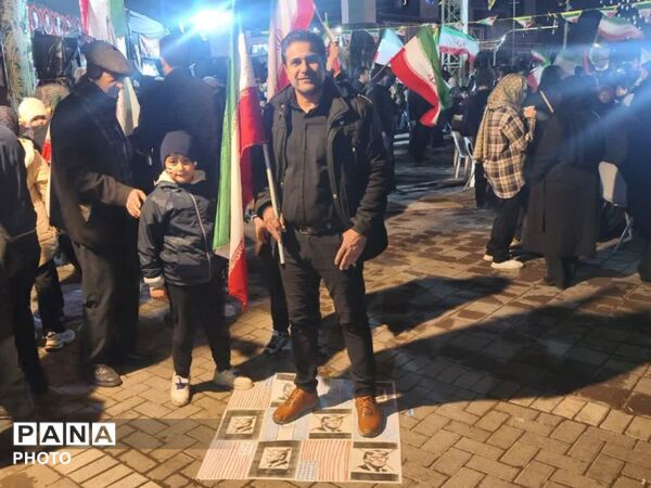 با قدم های کوچکم تورا له خواهم کرد