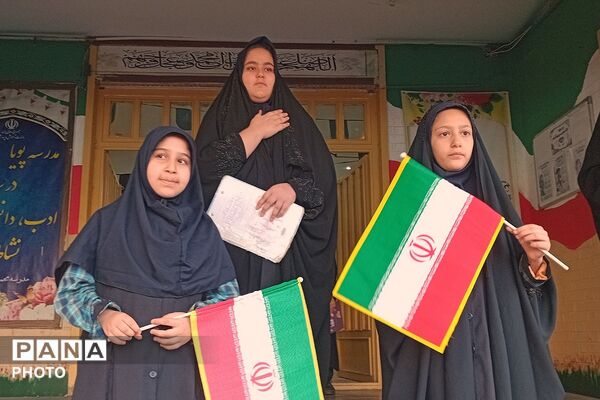 گرامیداشت هفته پدافند غیرعامل با حضور پیشتازان سازمان دانش‌آموزی