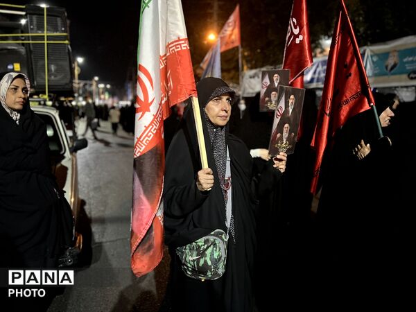 برپایی نماز استغاثه در ساوجبلاغ 