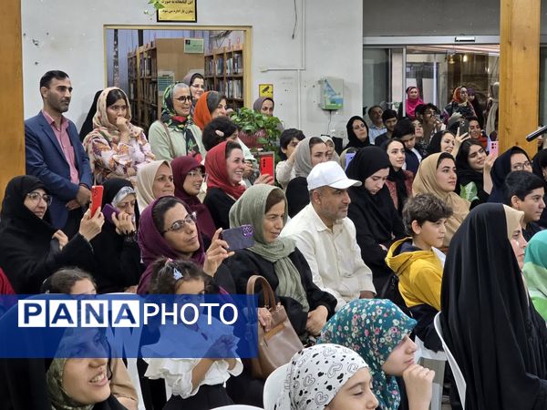 ویژه‌برنامه نویسنده شو با حضور مصطفی رحماندوست در بابل