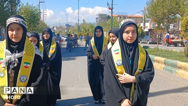 اجتماع دختران و پسران جان فدا در کردستان