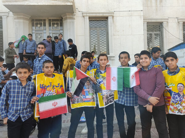 ۱۳ آبان در شیراز ؛ تجلی شور انقلابی نسل امروز