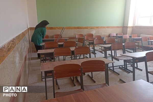 لبخند مهر بر تار و پود مدرسه
