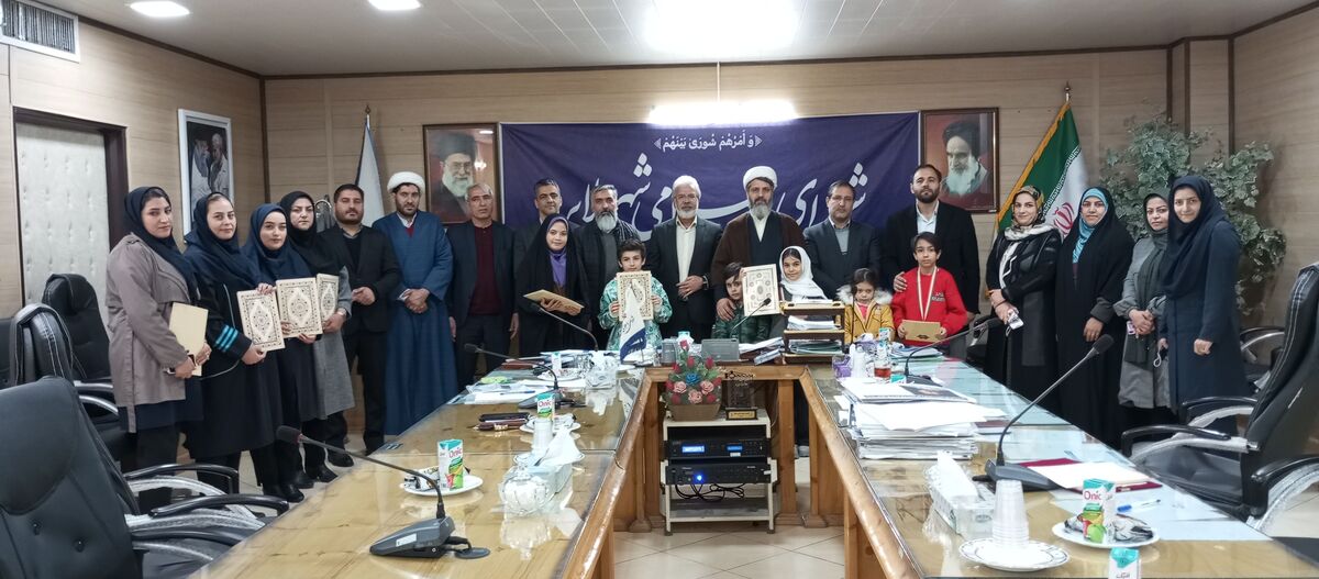 3 دانش‌آموز نخبه ملایری راهی مسابقات جهانی چرتکه هندوستان شدند