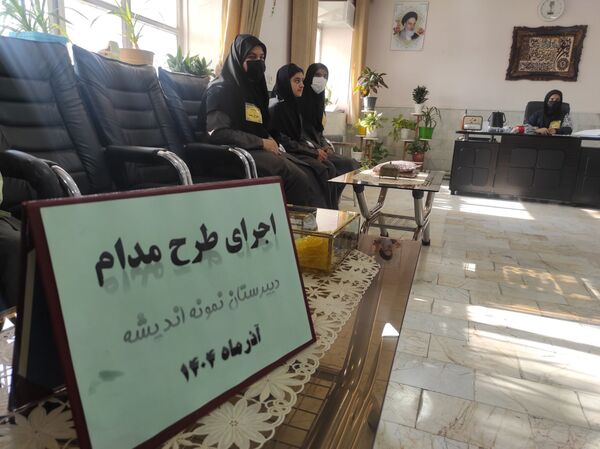 طرح مدام در دبیرستان نمونه اندیشه  شهرستان کاشمر