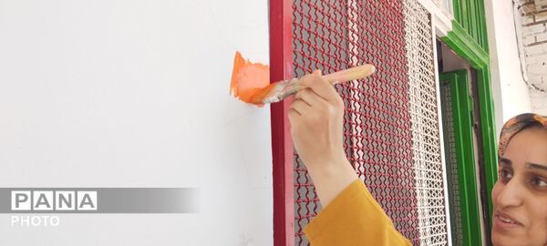 فعالیت گروه جهادی معلمان ناحیه چهار قم در روستاهای نیزار
