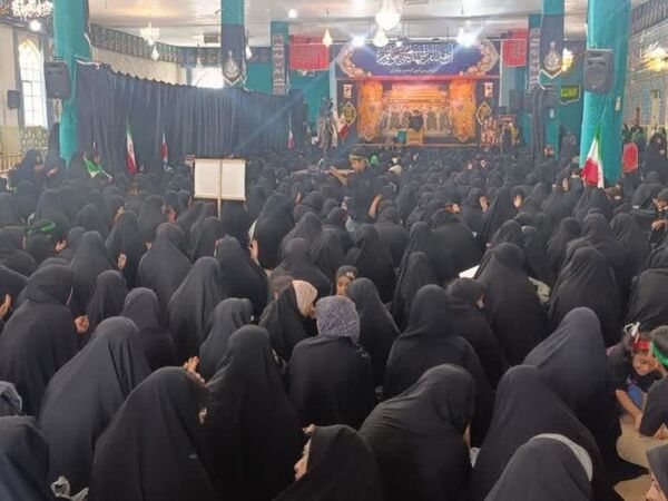 ویژه برنامه رهروان زینبی در آستان مقدس حضرت سیدان‌الکریمان 
