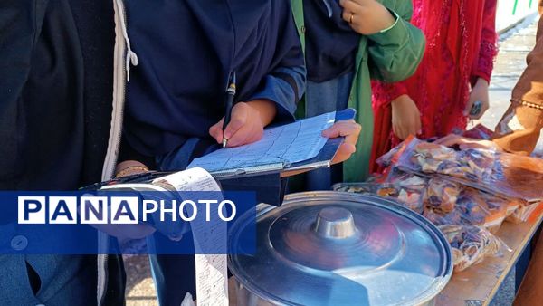 بازارچه کسب و کار دانش‌آموزی مدرسه الزهرا شهرستان مارگون