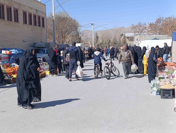 بازار شهر سفیددشت در آستانه عید نوروز