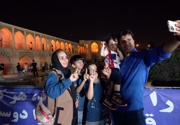 مردم اصفهان از علت حضور خود پای صندوق‌های رای گفتند