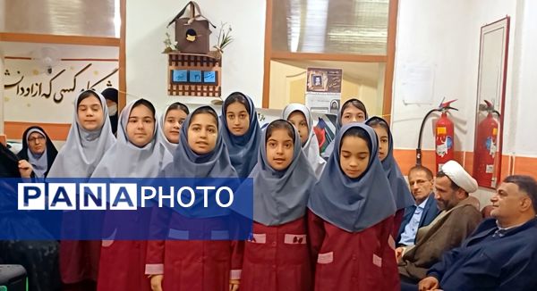 جشن شکوفه‌ها در خشکبیجار 