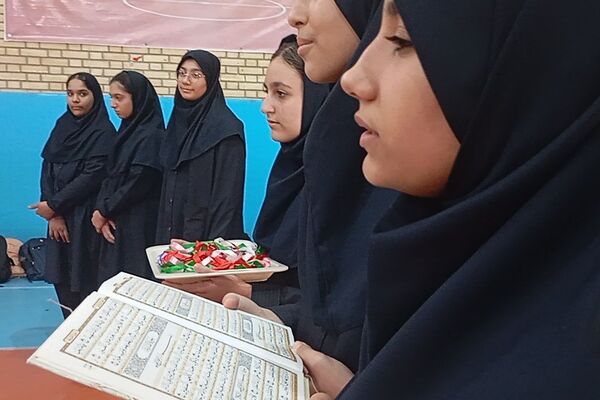 آمادگی پیشتازان دبیرستان ریحانه النبی باقرشهر برای آغاز سال تحصیلی 