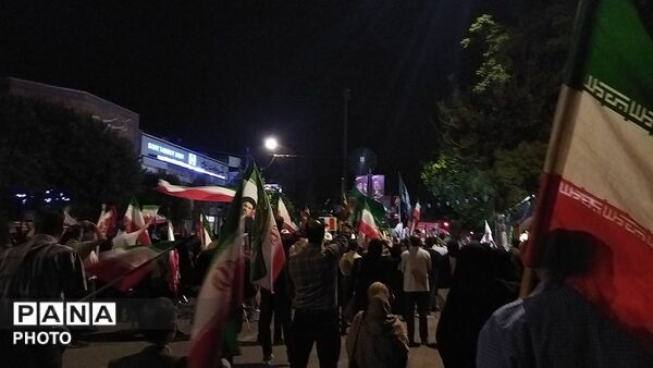 صدمین شب از اجتماعات در حسینیه امام خمینی