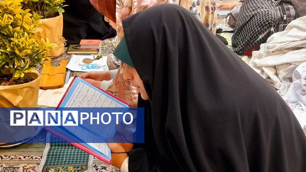 نخستین روز اعتکاف دانش‌آموزی ناحیه ۳ کرج در مسجد حضرت خدیجه(س)