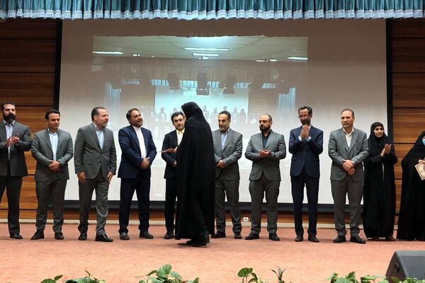 برگزاری جلسه مدیران با حضور فعال مسئولان آموزش و پرورش و اداره کل شهرستانهای تهران در ناحیه دو شهرری