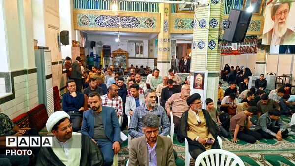 آیین تقدیر از ۷۰ معلم جهادی در مسجد انصارالحسین(ع) قم