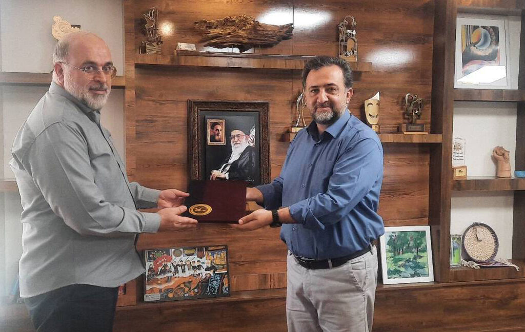 شهروز حقی دبیر انجمن سرود کانون شد