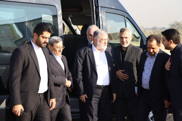 خشت گذاری ۲ مدرسه در ناحیه یک شهرستان بهارستان