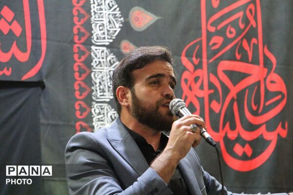 تجدید پیمان مادران قرچکی با آرمان‌های عاشورا در مراسم شیرخوارگان حسینی