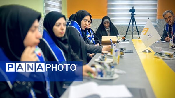 برگزاری دوره‌ آموزشی‌ خبرنگاری و آشنایی با کارتابل خبری پانا برای مسئولان سازمان دانش‌آموزی مناطق استان مرکزی