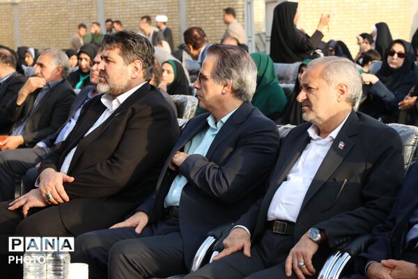 افتتاح مدرسه «شهدای میناب» در ناحیه ۷ مشهد با حضور وزیر آموزش و پرورش