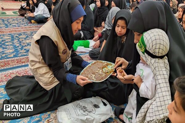 همایش بزرگ شیرخوارگان حسینی در شهر بار نیشابور 