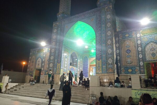 احیای شب بیست و یکم ماه مبارک رمضان در حاجی آباد