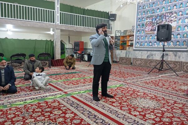  شبی با قرآن کریم در مسجد جامع شهر بار 