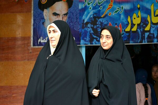 افتتاحیه طرح  «ایرانمون» در مدرسه شهدای گمنام بهارستان‌دو