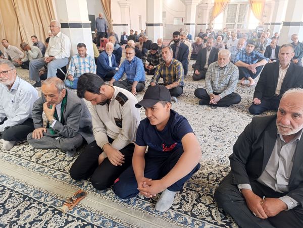 نماز جمعه در خلیل آباد