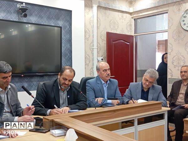 جلسه تشکلات دانش آموزی با نماینده مردم نیشابور در مجلس شورای اسلامی
