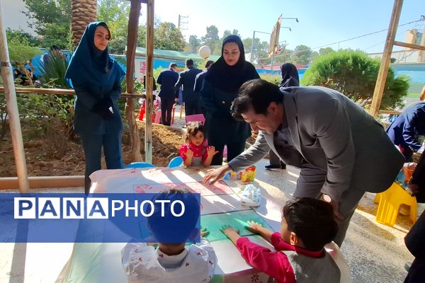 رویداد بزرگ استانی جشن غنچه‌ها در شیراز  