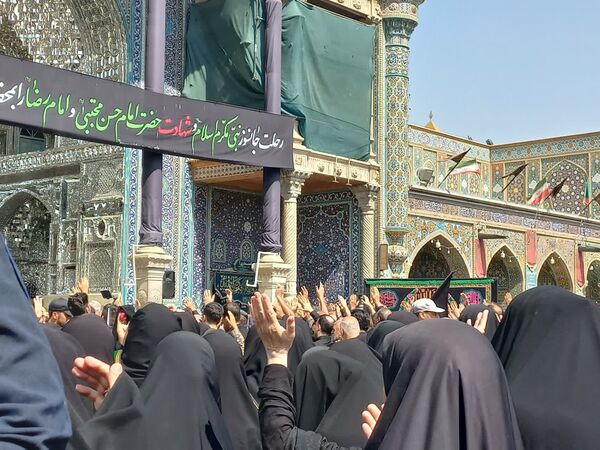 دسته عزاداری بانوان قم در سالروز شهادت امام رضا(ع)