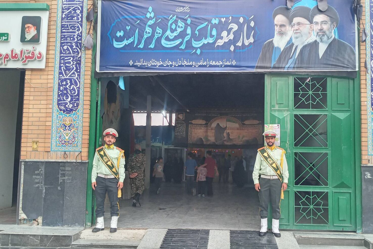 نماز جمعه بهارستان؛ تجلی وحدت با حضور دانش‌آموزان