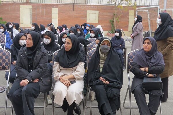 مراسم هفته پژوهش در دبیرستان بانو عفت آهنگری شهرری