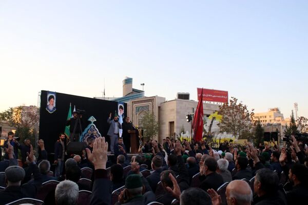 استقبال باشکوه مجاوران امام مهربانی‌ها از میهمانان بیست و دومین اجلاسیه بین‌المللی پیرغلامان حسینی در مشهد