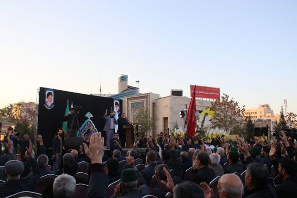 استقبال باشکوه مجاوران امام مهربانی‌ها از میهمانان بیست و دومین اجلاسیه بین‌المللی پیرغلامان حسینی در مشهد