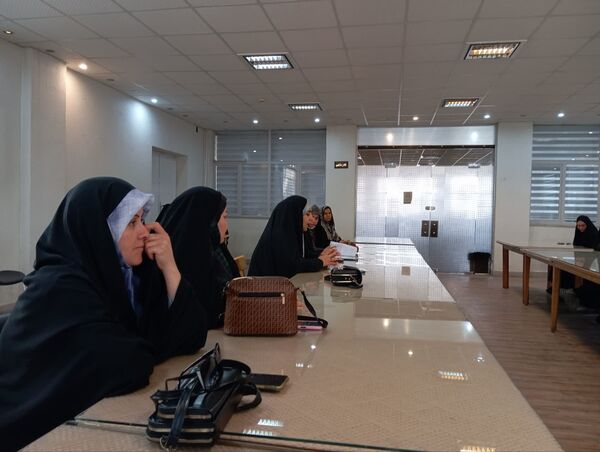 انجمن‌های اسلامی یکی از ثروت‌های جمهوری اسلامی اند