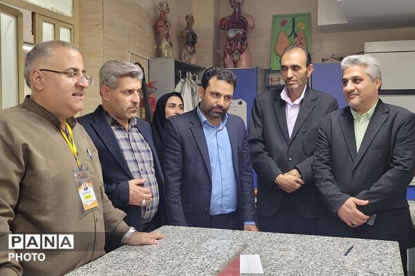 درخشش استعدادهای علمی مرحله استانی دوازدهمین جشنواره نوجوان خوارزمی در بهارستان‌دو
