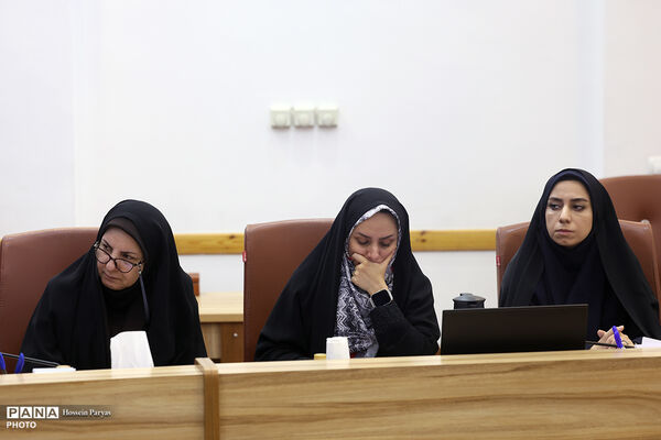 نشست خبری آغاز آموزش هوش مصنوعی به معلمان سراسر کشور