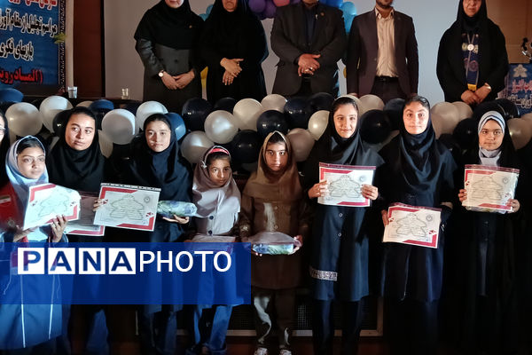 مراسم تجلیل از مقام‌آوران المپیاد رویش ناحیه 4 شیراز