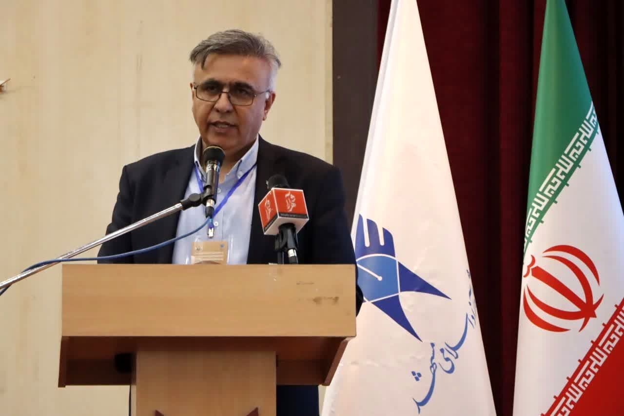 حاشیه‌نشینی ابرچالشی چندبعدی است، دانشگاه باید پیشگام حل آن باشد